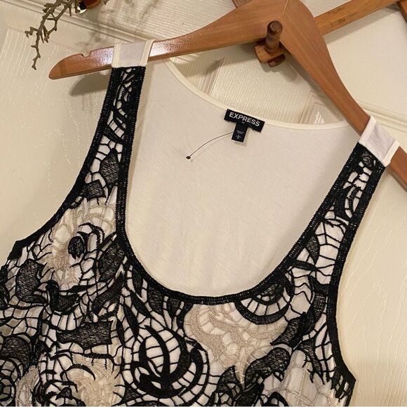 Express Black and White Sequin Fitted Sleeveless Tank Top - Picture 4 of 7